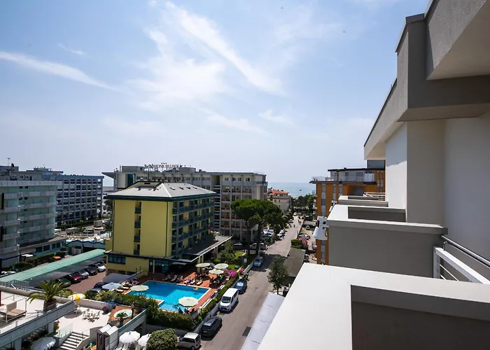 Life Hotel